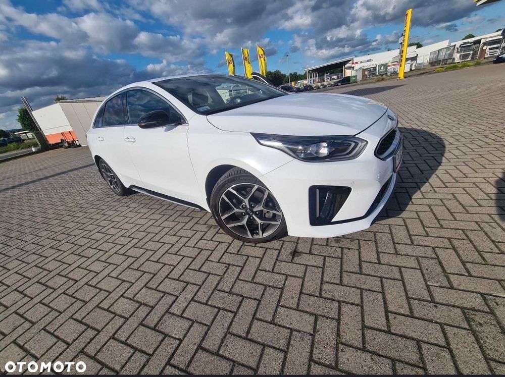 Kia ProCeed 1.4 T-GDI GT Line - 3