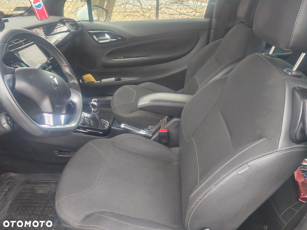 Citroën DS3 e-HDi 90 FAP SoChic - 13