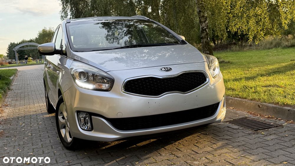 Kia Carens 1.6 GDI L - 18