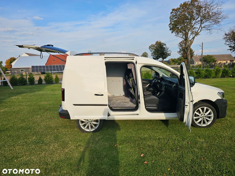 Volkswagen Caddy - 10