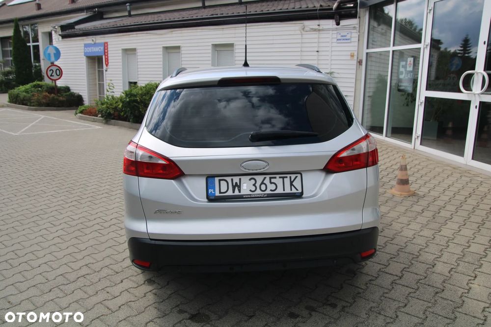 Ford Focus 1.6 Trend - 4