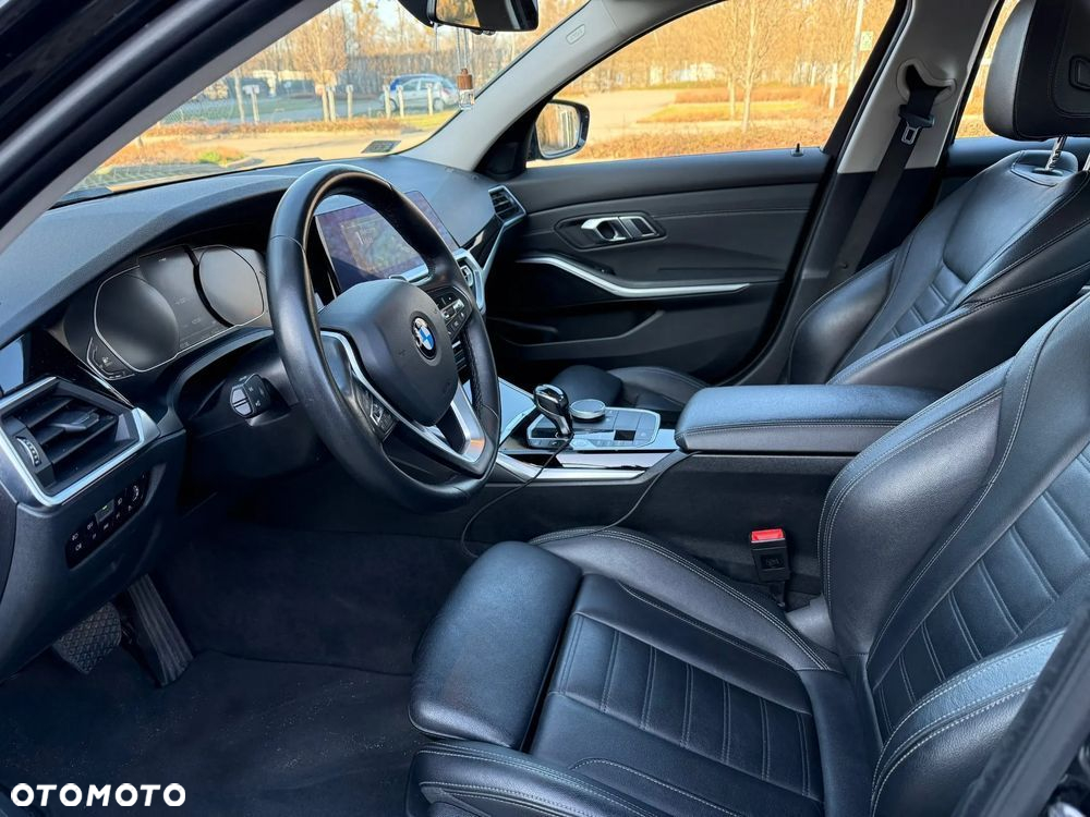 BMW Seria 3 320d Sport Line sport - 6