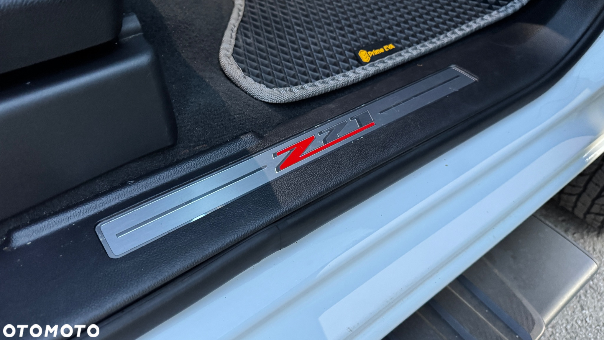 Chevrolet Silverado - 16