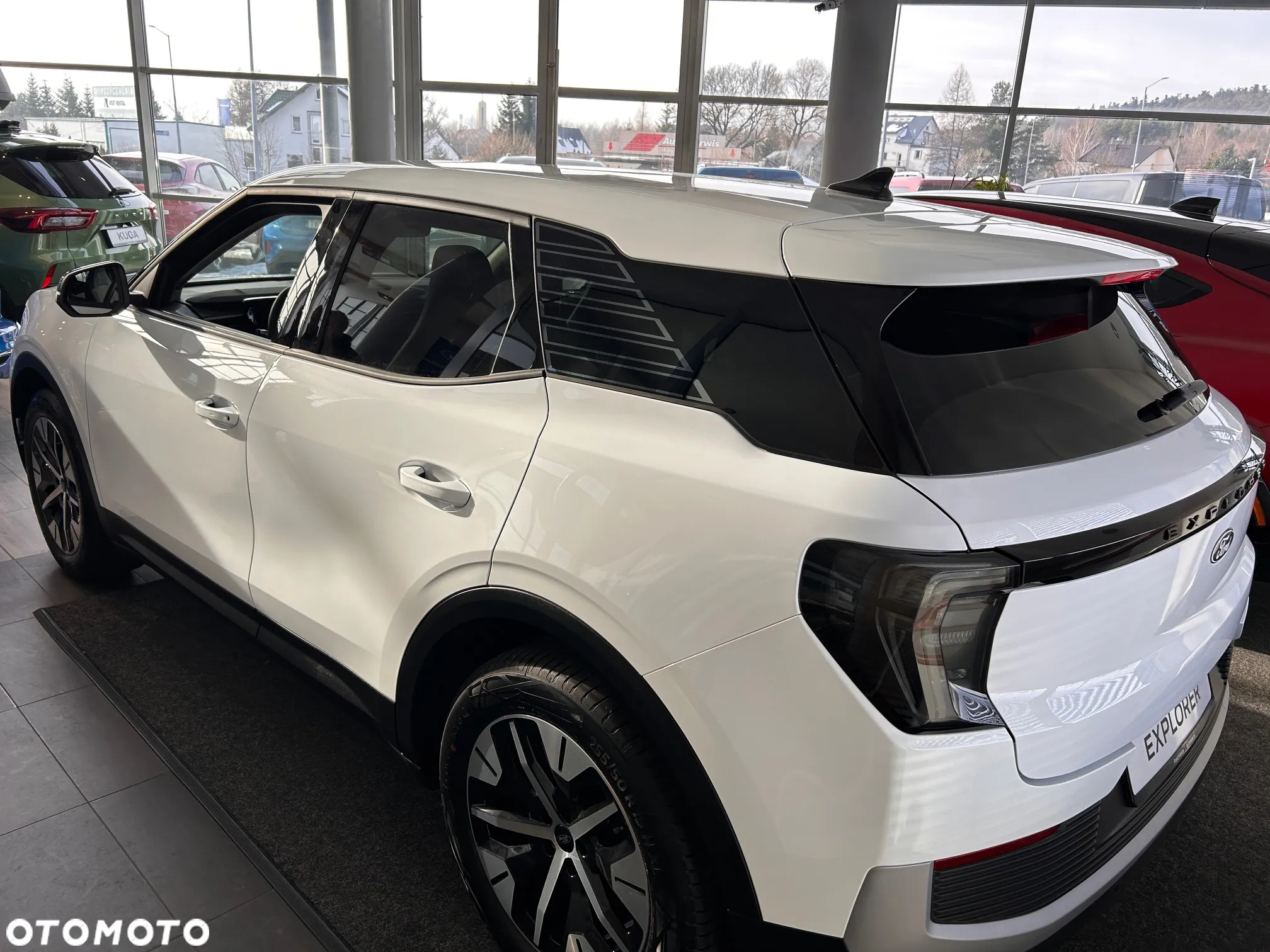 Ford Explorer 77kWh RWD - 4