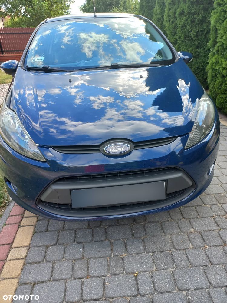 Ford Fiesta 1.25 Ambiente - 2