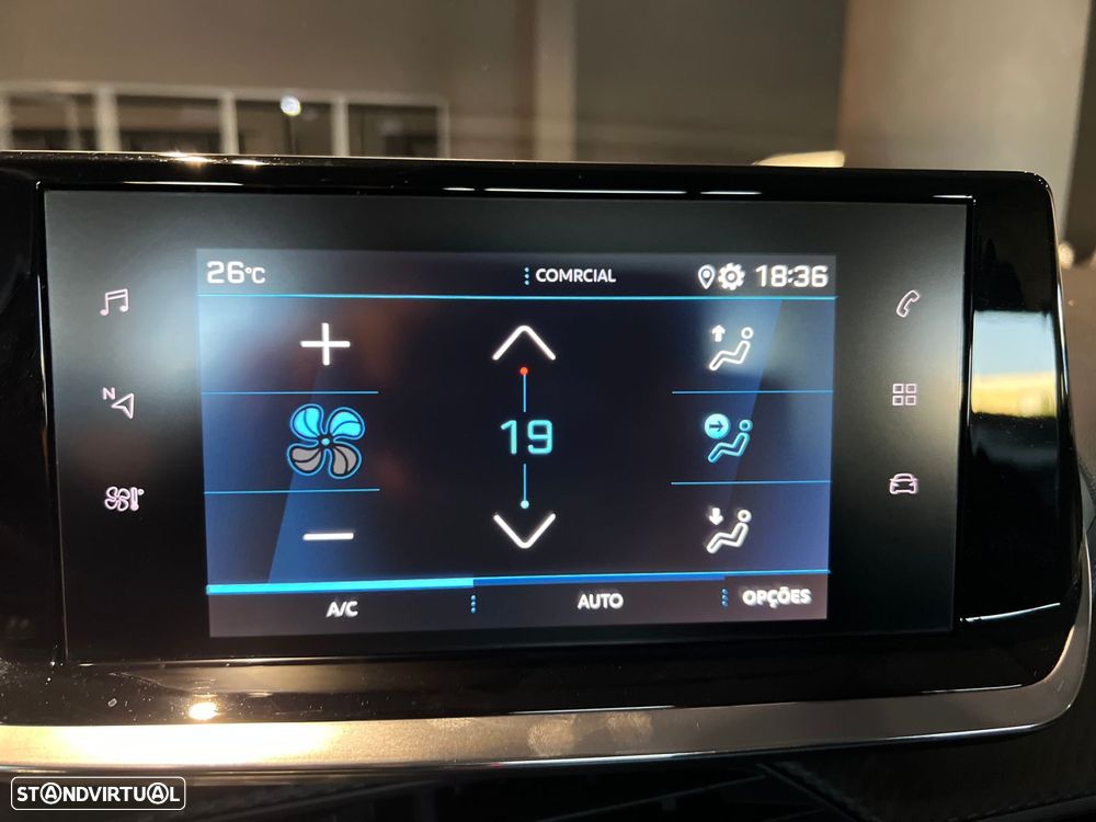 Peugeot 2008 1.2 Allure - 24