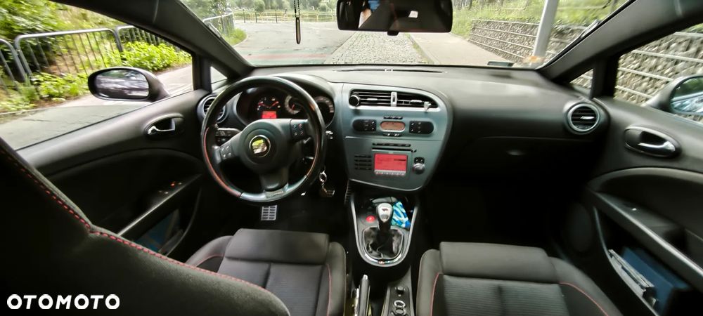 Seat Leon 2.0 T FSI Cupra - 9
