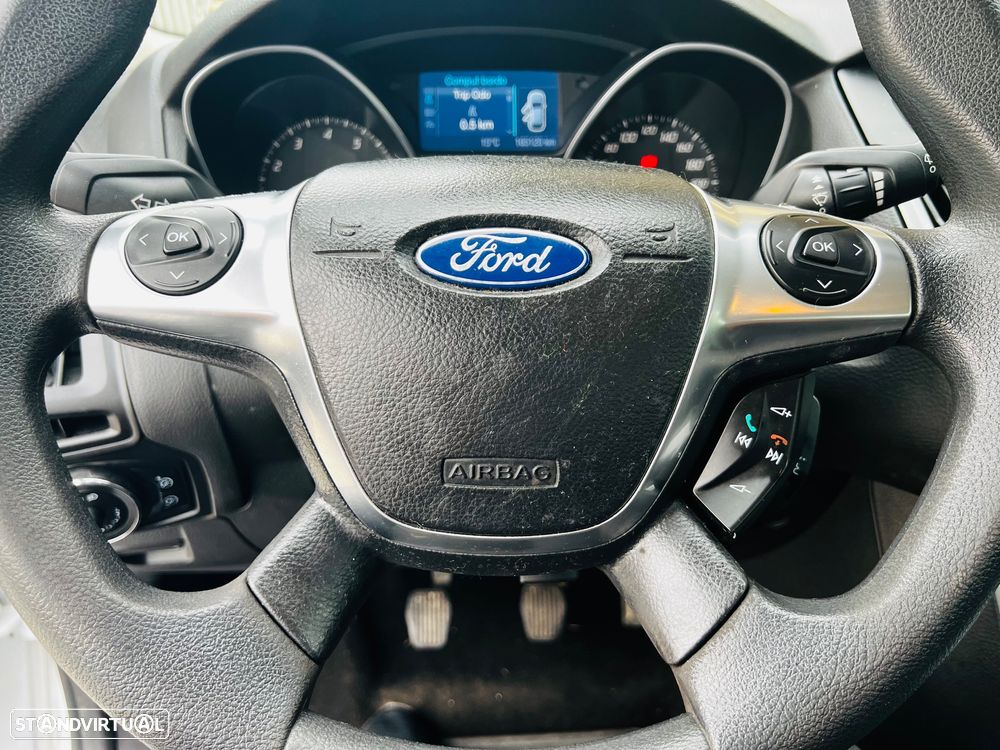 Ford Focus 1.0 SCTi Titanium - 13