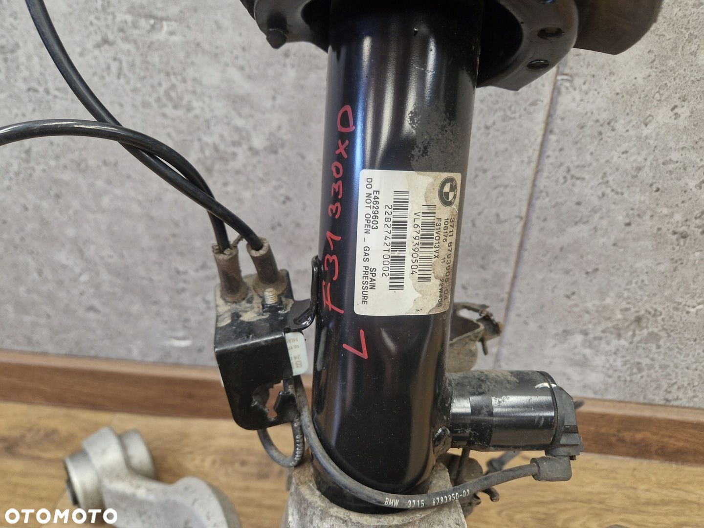 BMW F31 ZWROTNICA LEWY PRZÓD AMORTYZATOR EDC VDC ADAPTACYJNY XDRIVE 6793905 - 2