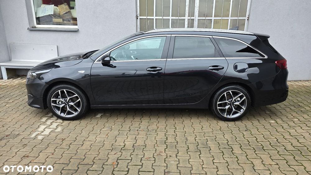 Kia Ceed 1.0 T-GDI 100 OPF Attract - 11