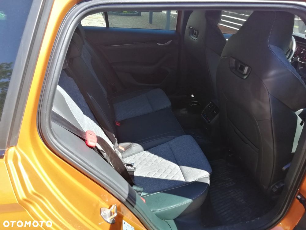Skoda Octavia 1.5 TSI mHEV Sportline DSG - 2