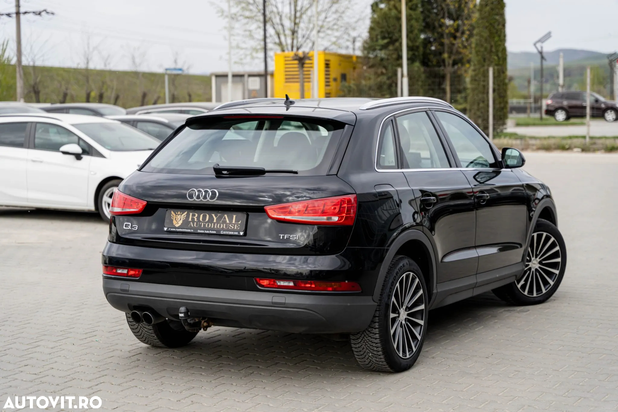 Audi Q3 1.4 TFSI Stronic Design - 4