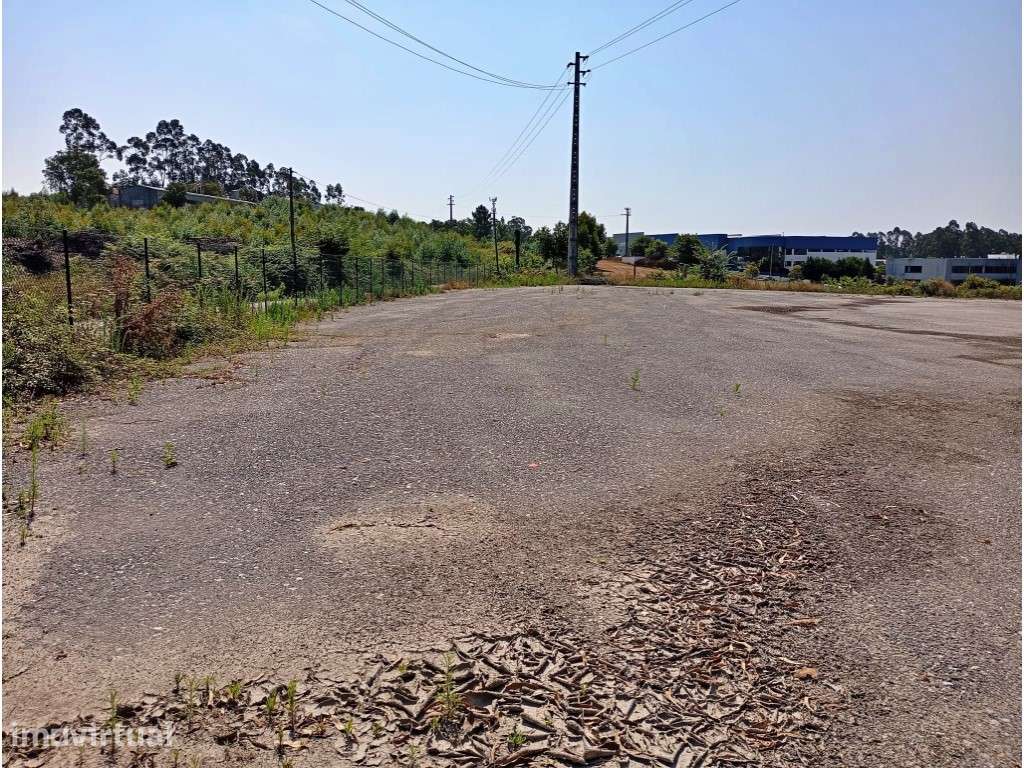 Terreno com 5800m2 para estaleiro ou exposição - Grande imagem: 5/6