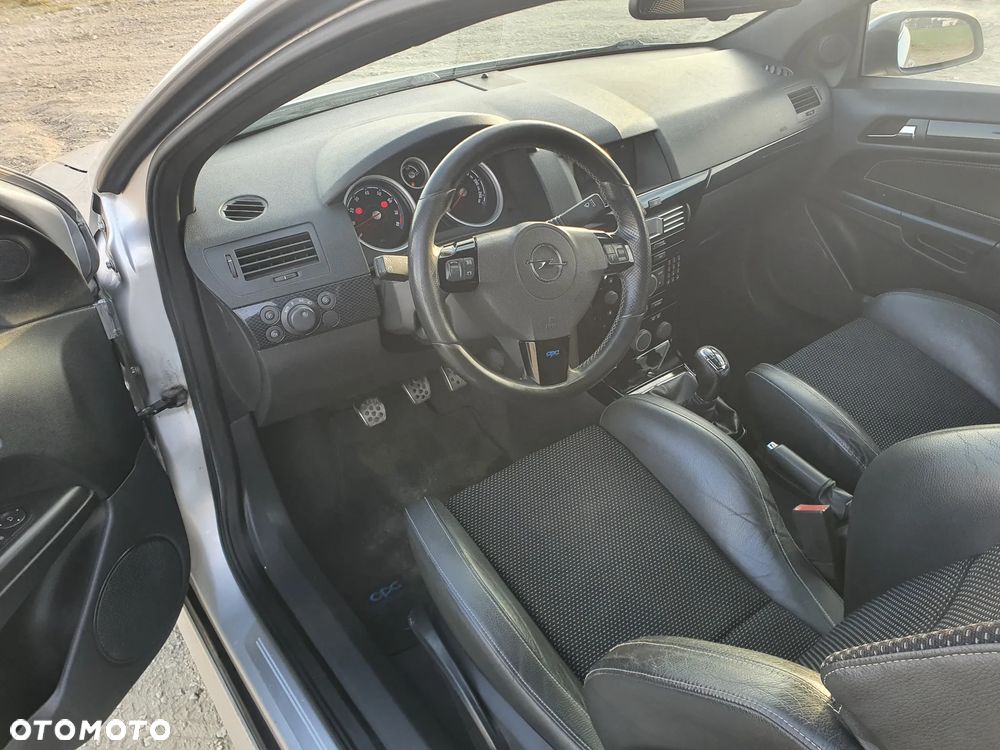 Opel Astra OPC - 13