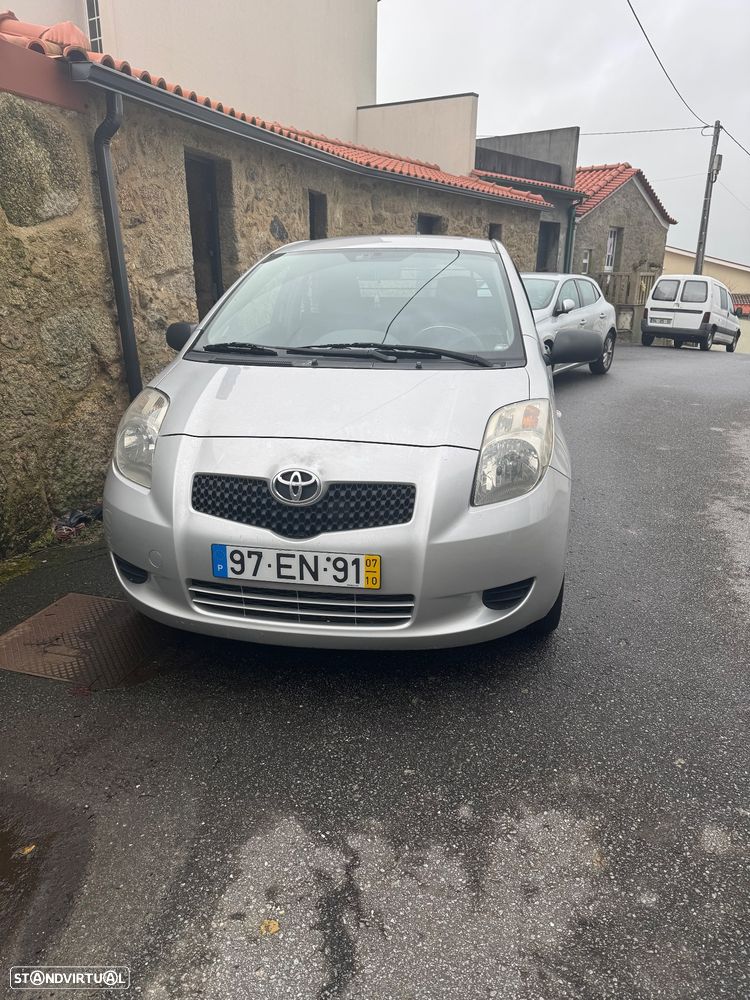 Toyota Yaris 1.4 D-4D - 1