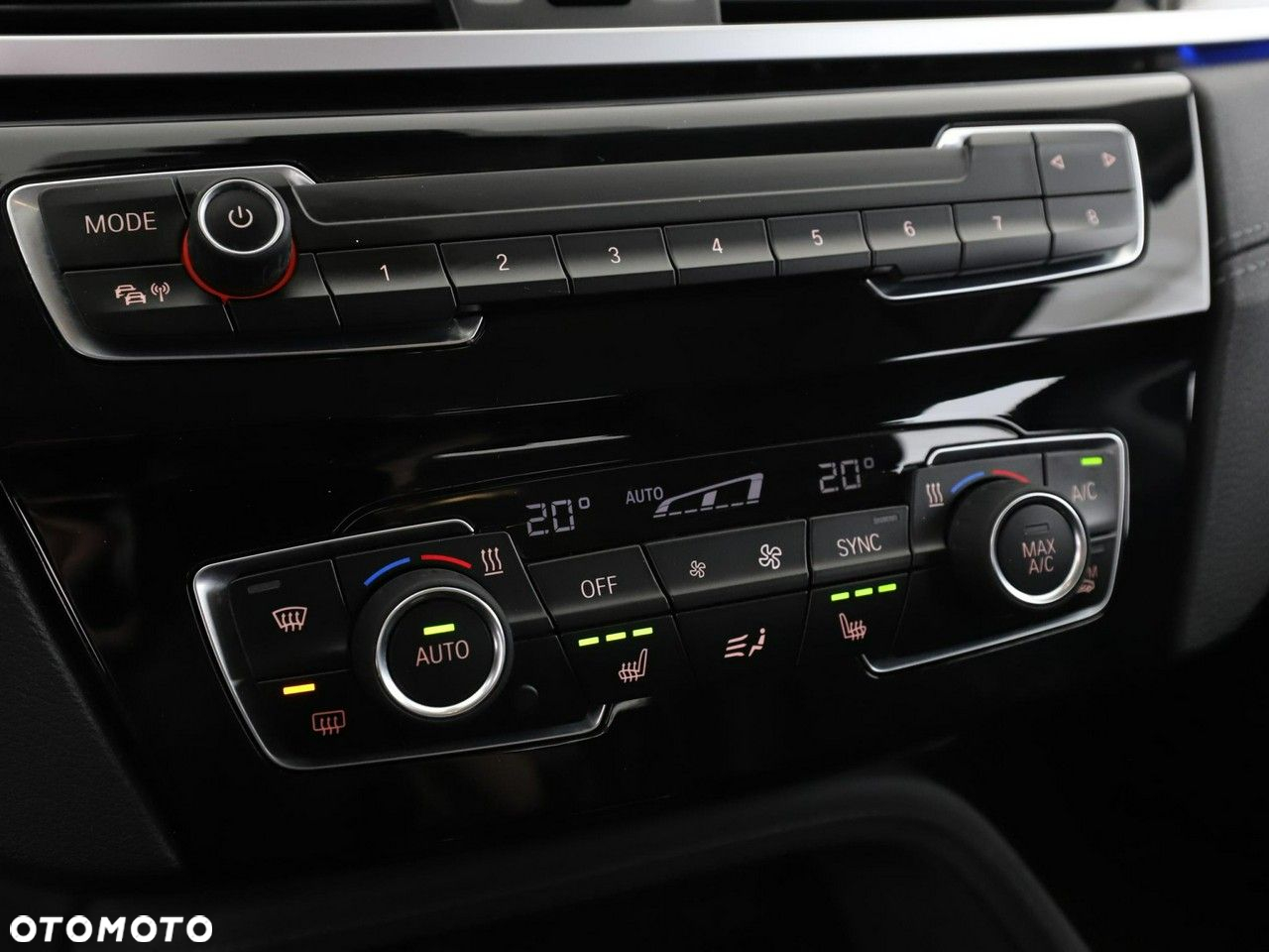 BMW X1 sDrive18d xLine - 29