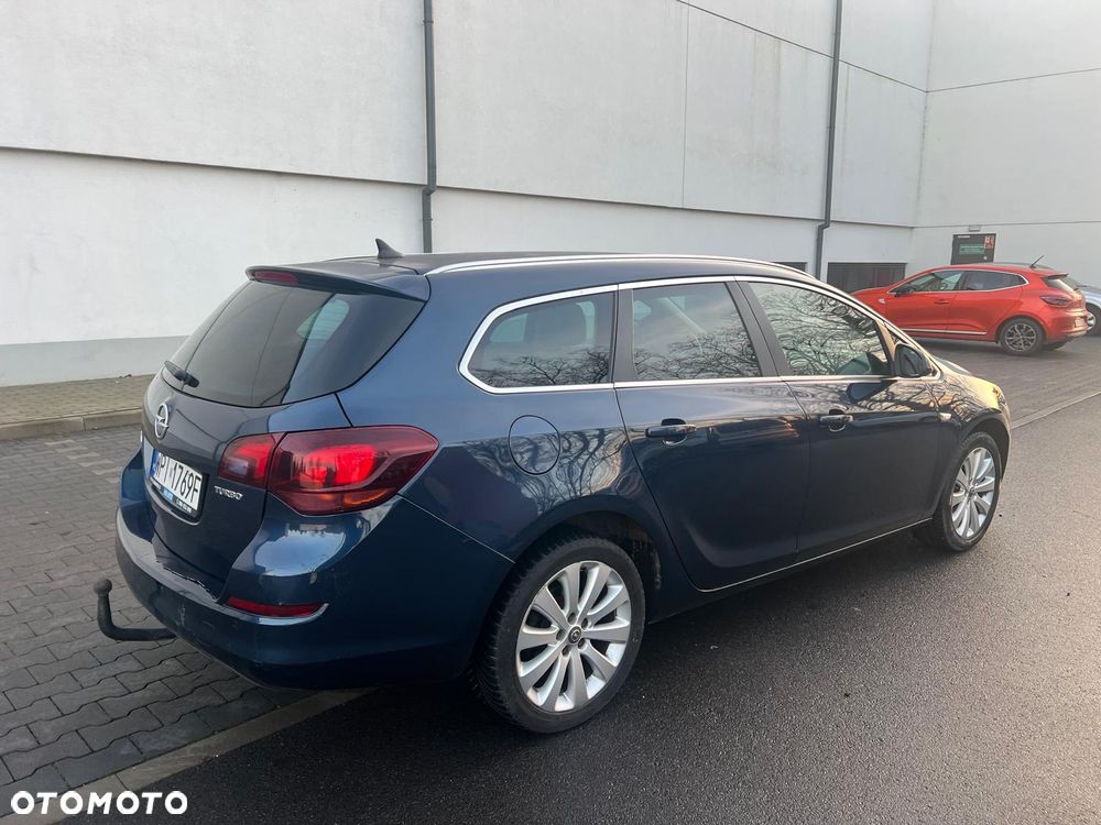 Opel Astra 1.4 Turbo - 9