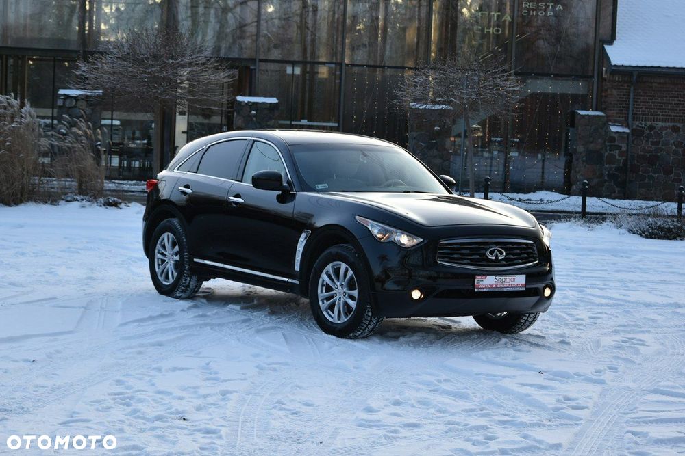Infiniti FX - 9