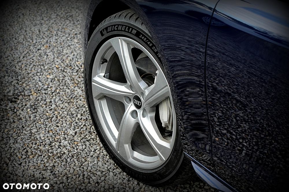 Audi A4 Avant 40 TDI quattro S tronic advanced - 6
