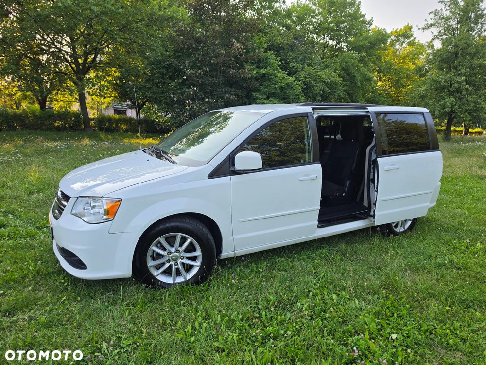 Dodge Grand Caravan - 13