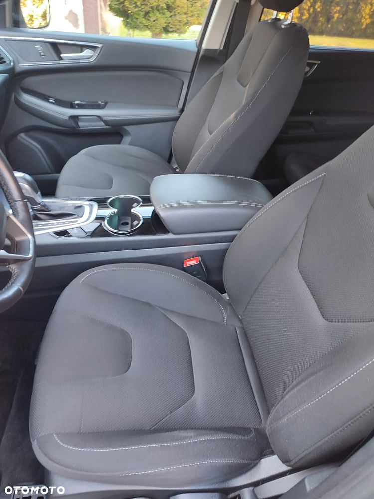 Ford S-Max - 32