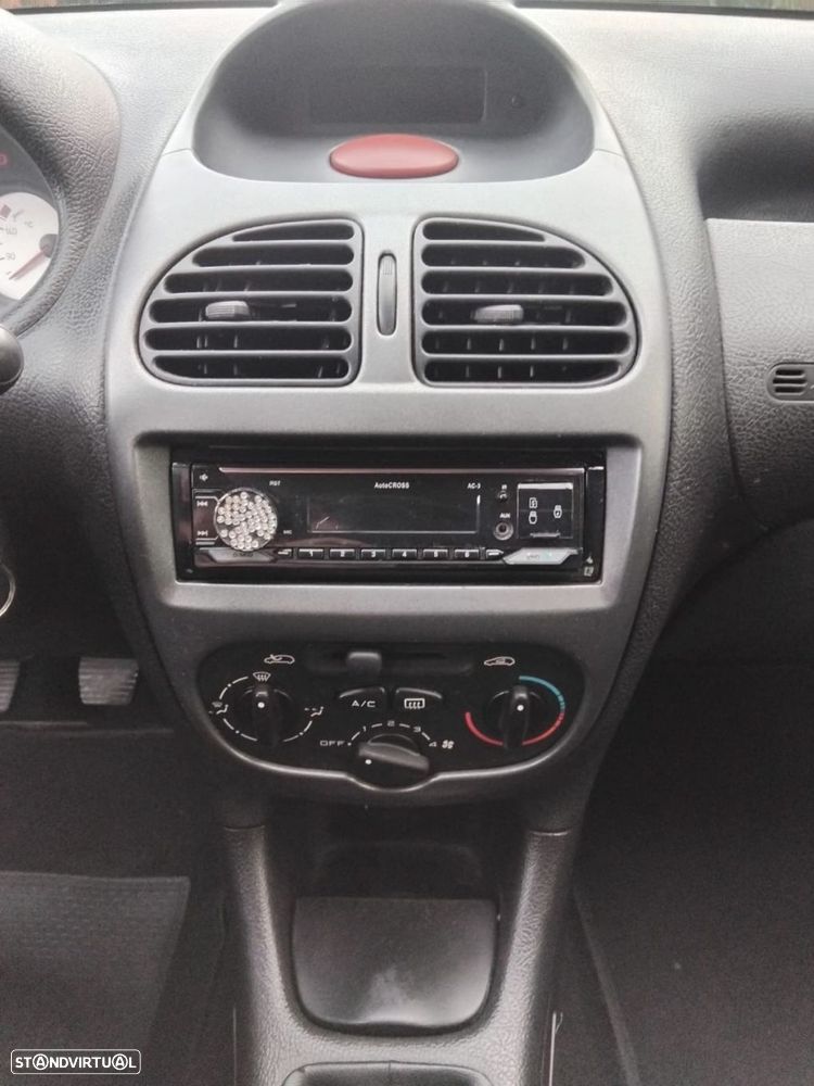 Peugeot 206 1.6 HDi XS - 9