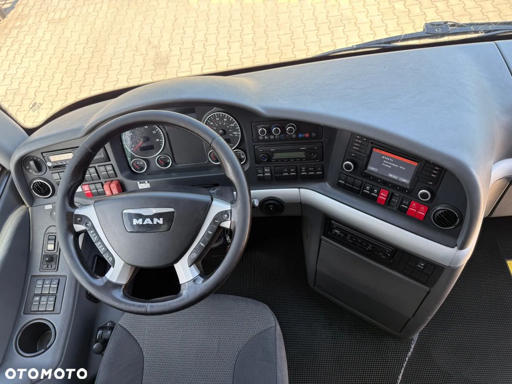 MAN R07 - 7
