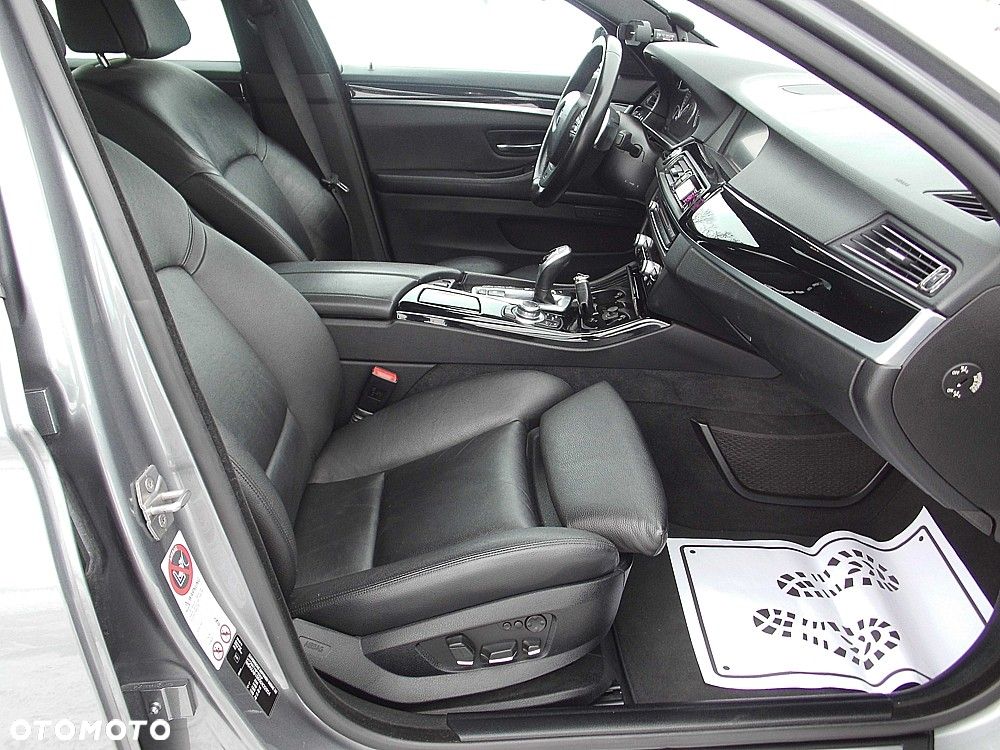 BMW Seria 5 535d xDrive Sport-Aut - 4