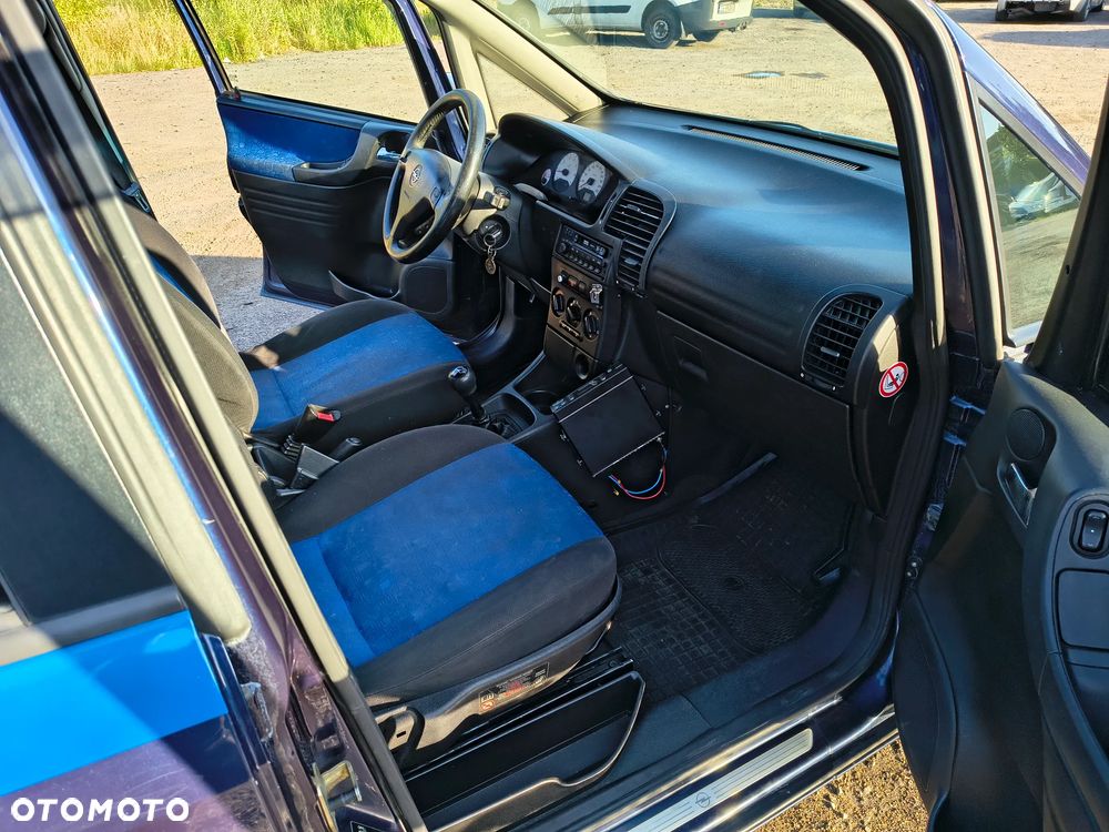 Opel Zafira 1.8 16V Elegance - 15