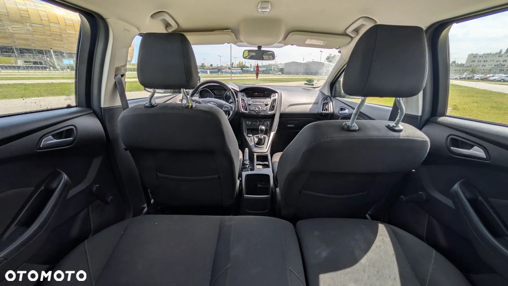Ford Focus 1.5 TDCi Trend - 6