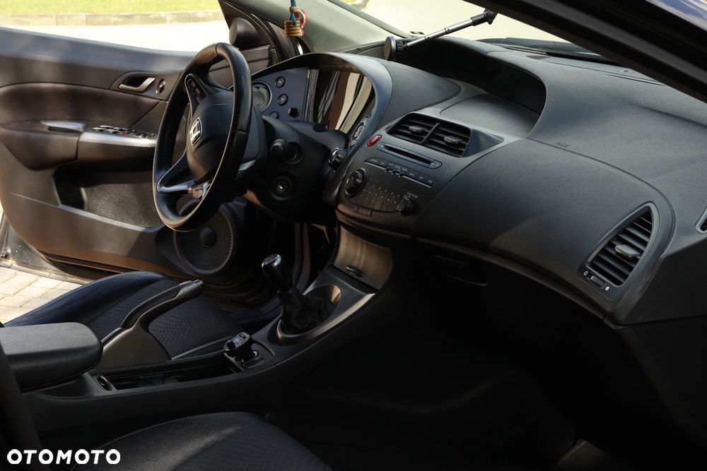 Honda Civic 1.4 Comfort - 8