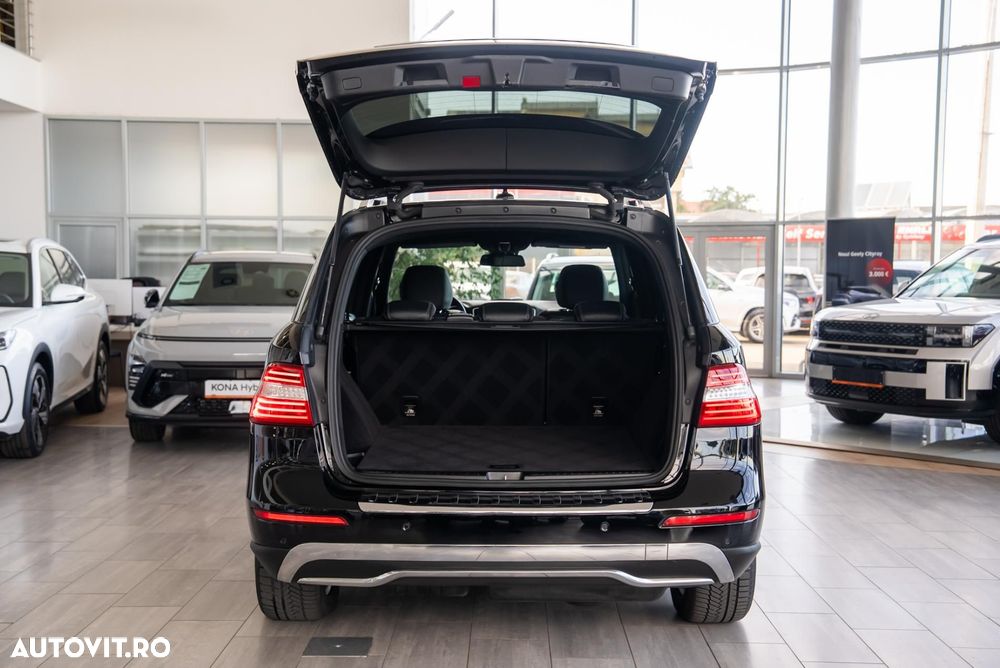 Mercedes-Benz ML - 13
