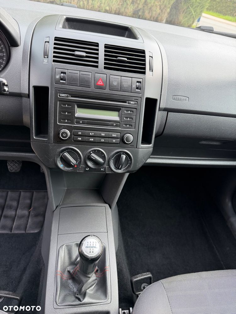 Volkswagen Polo 1.4 TDI Tour - 18