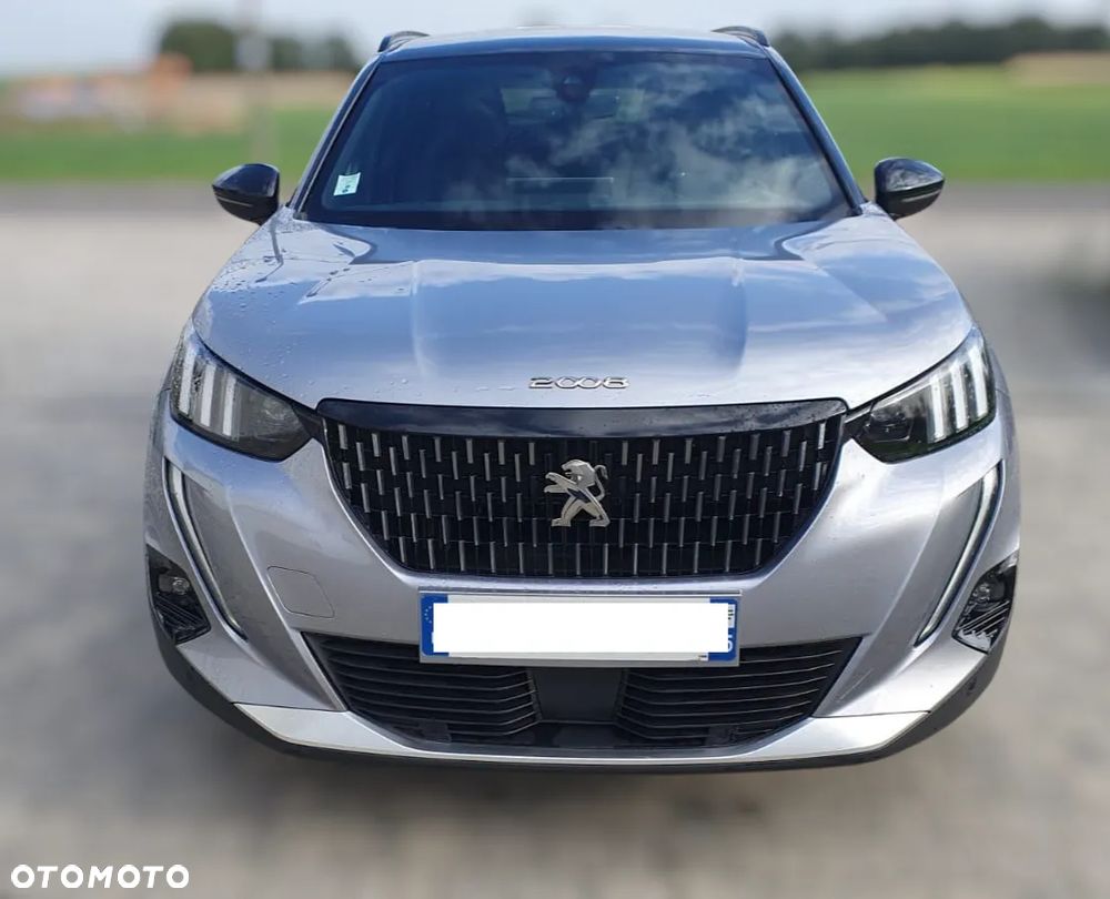 Peugeot 2008 PureTech 130 EAT8 GT - 2