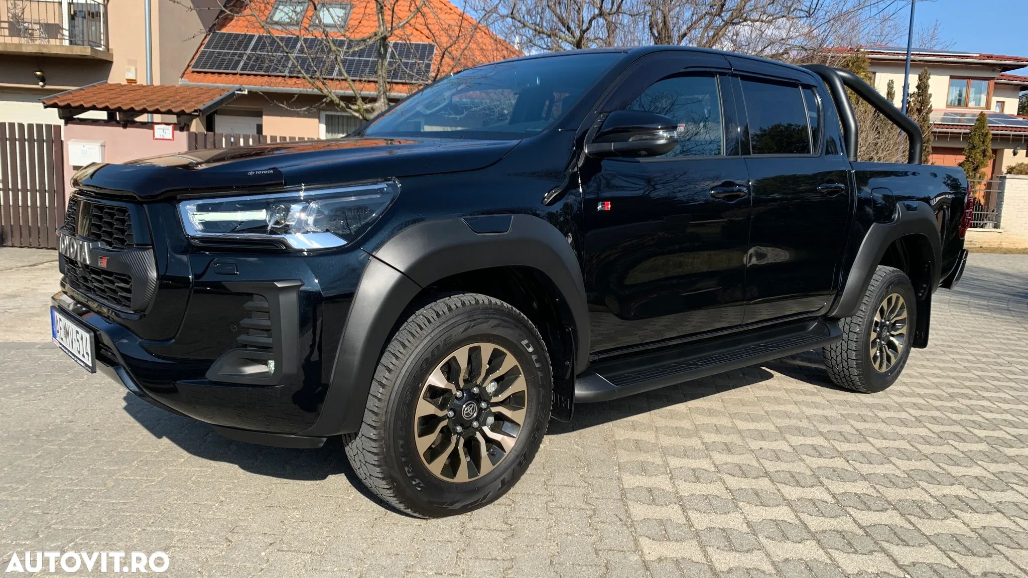 Toyota Hilux 2.8D 204CP 4x4 Double Cab AT GR Sport II - 1
