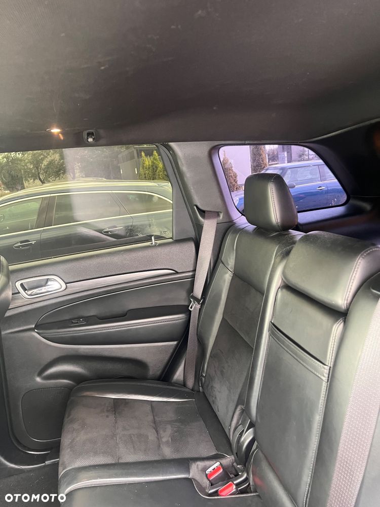Jeep Grand Cherokee - 18