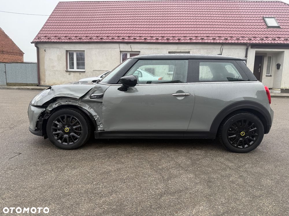 MINI Cooper SE Essential Trim - 6