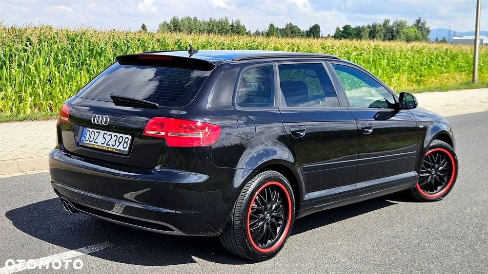 Audi A3 Sportback 1.4 TFSI S Line Sportpaket plus - 4