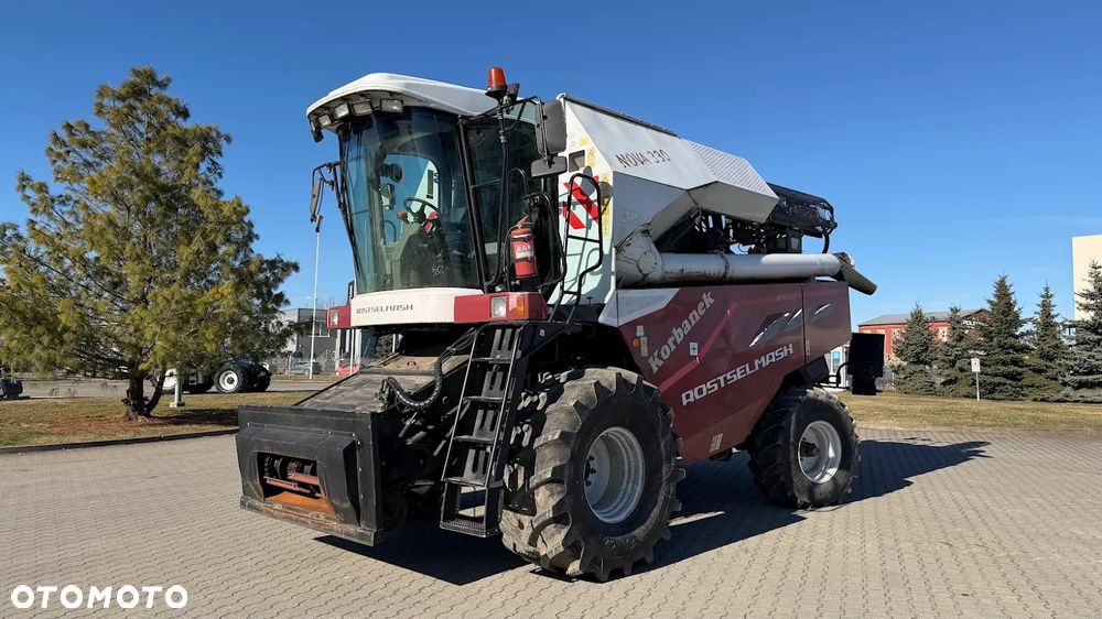 Rostselmash Nova 330 - 1