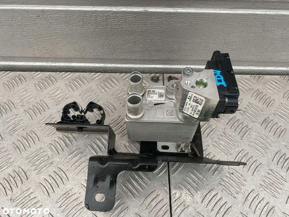 VOLKSWAGEN ID4 WYMIENNIK CIEPŁA IDEAŁ 1EA816111B 1EA816590B - 1