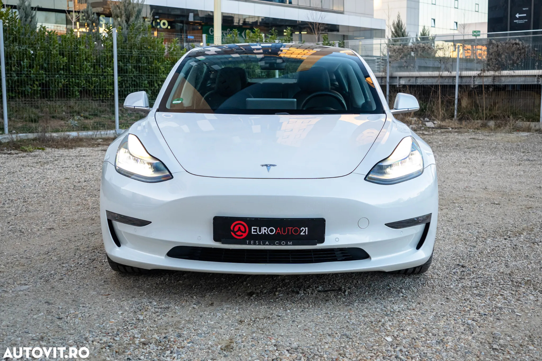 Tesla Model 3 Langstreckenbatterie Allradantrieb Dual Motor - 6