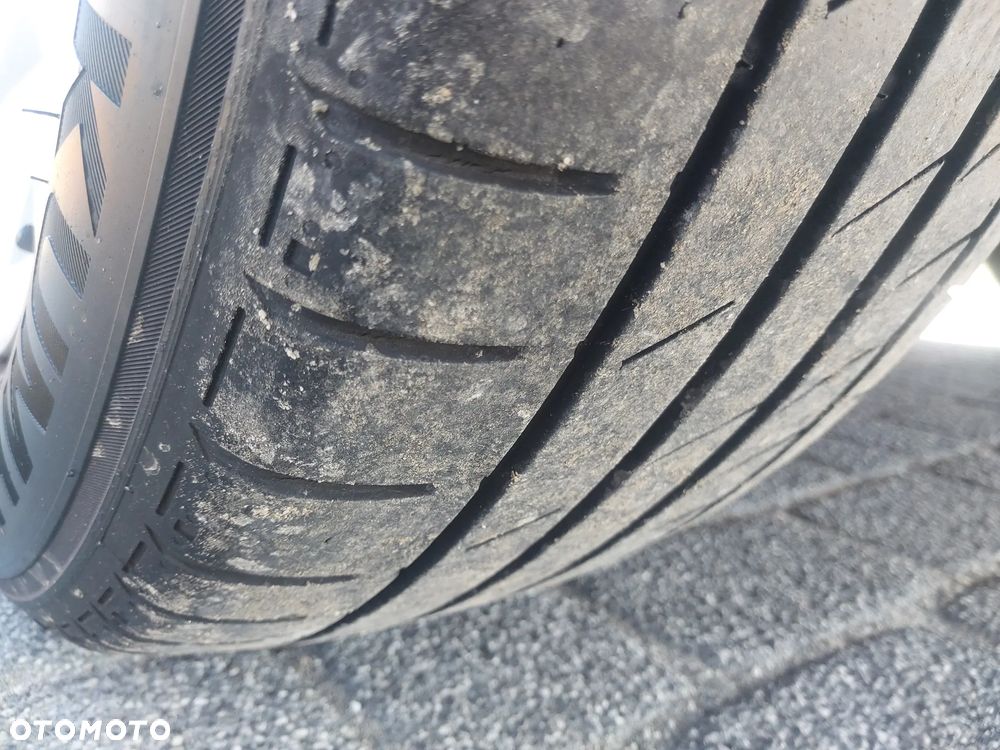 Hyundai i40 Kombi 1.7 CRDi Premium - 33