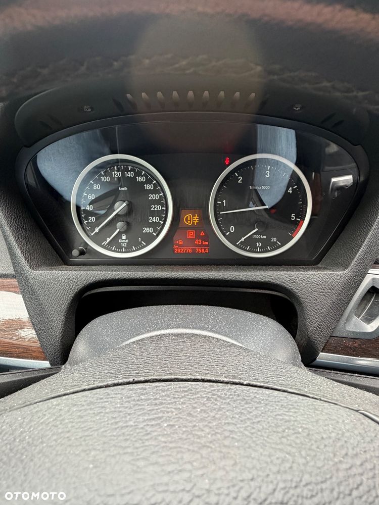 BMW X6 - 16