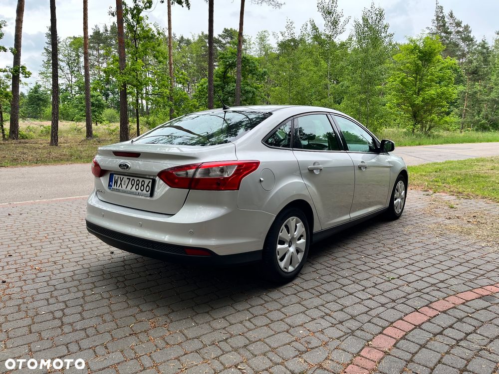 Ford Focus 1.6 Trend - 6