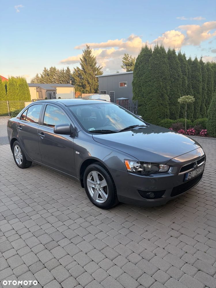 Mitsubishi Lancer - 9