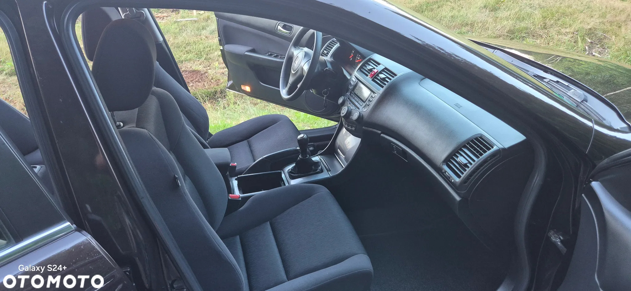 Honda Accord 2.0 Comfort - 24