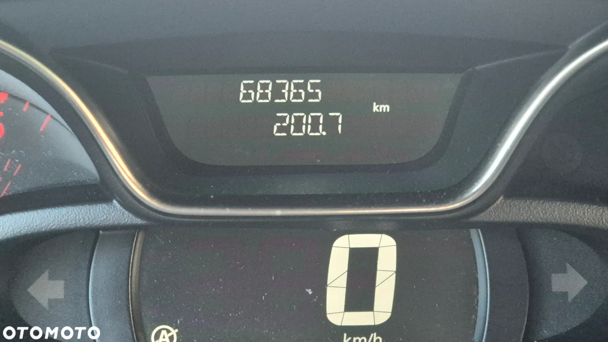 Renault Captur - 15