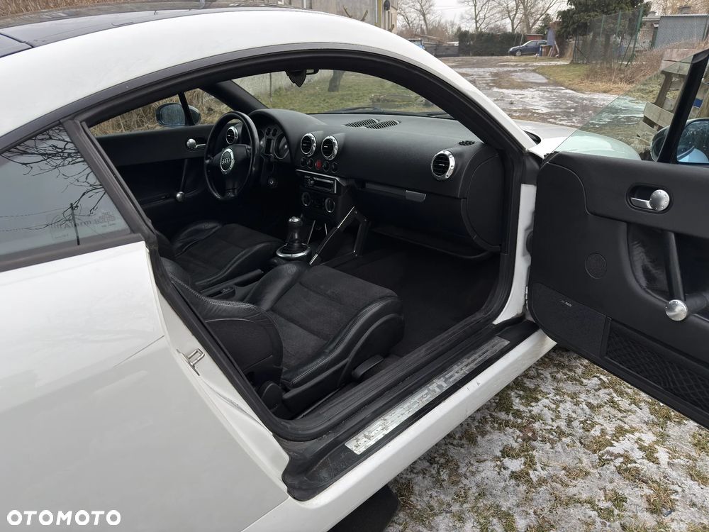 Audi TT Coupé 1.8T - 8