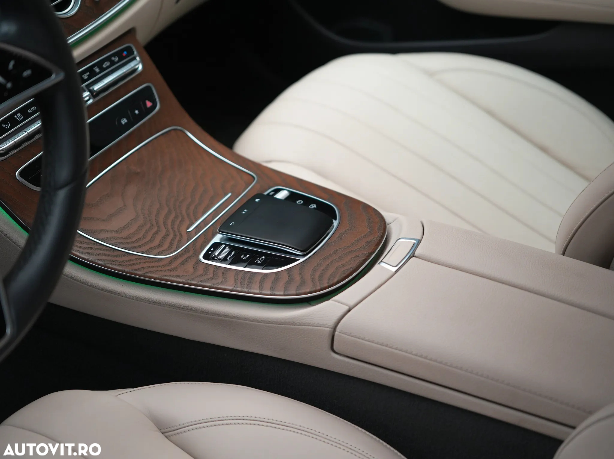 Mercedes-Benz E 300e 9G-TRONIC - 14