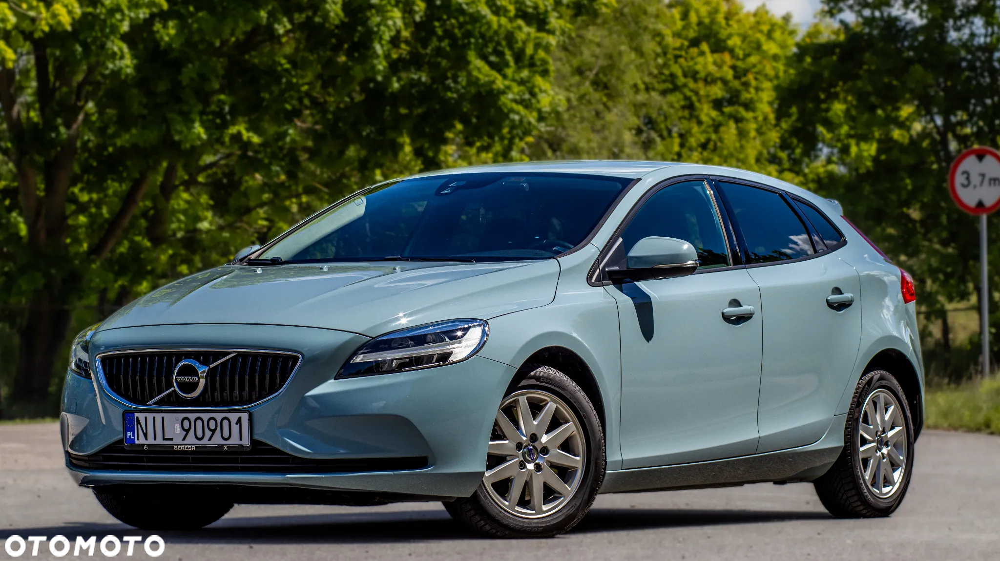 Volvo V40 D3 Momentum - 6